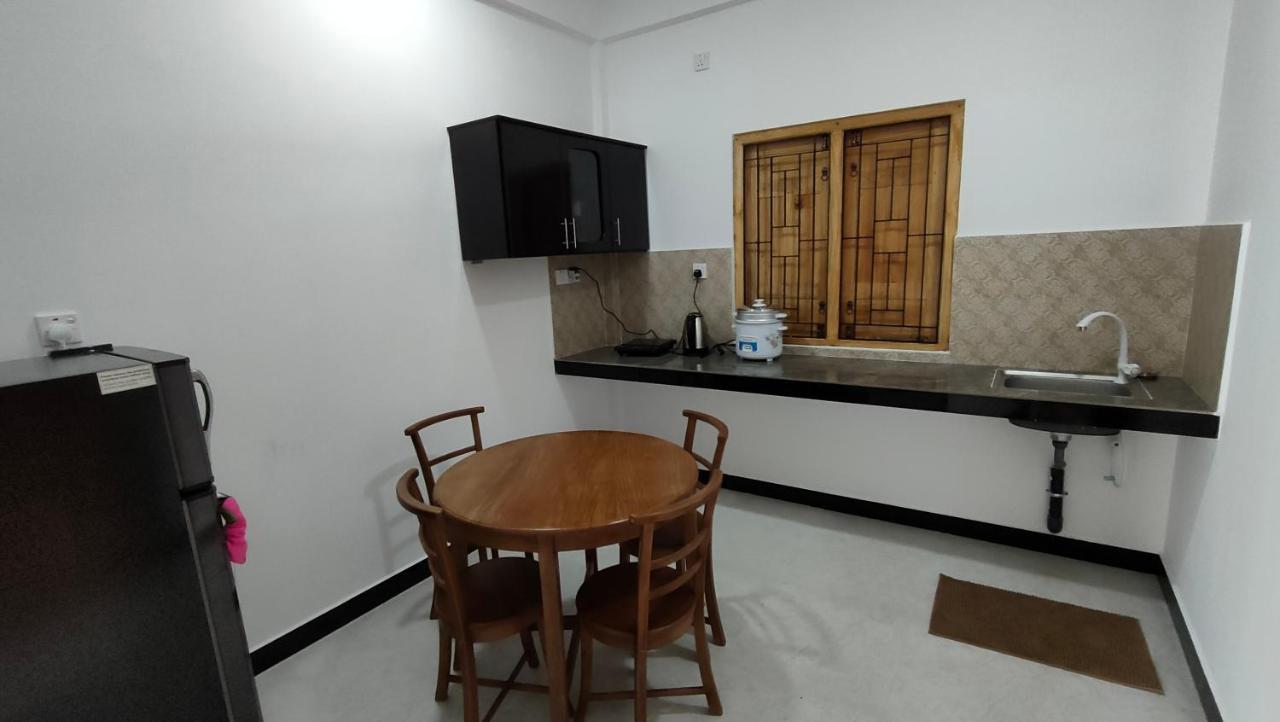 Victory'S Gardens Manar Exterior foto