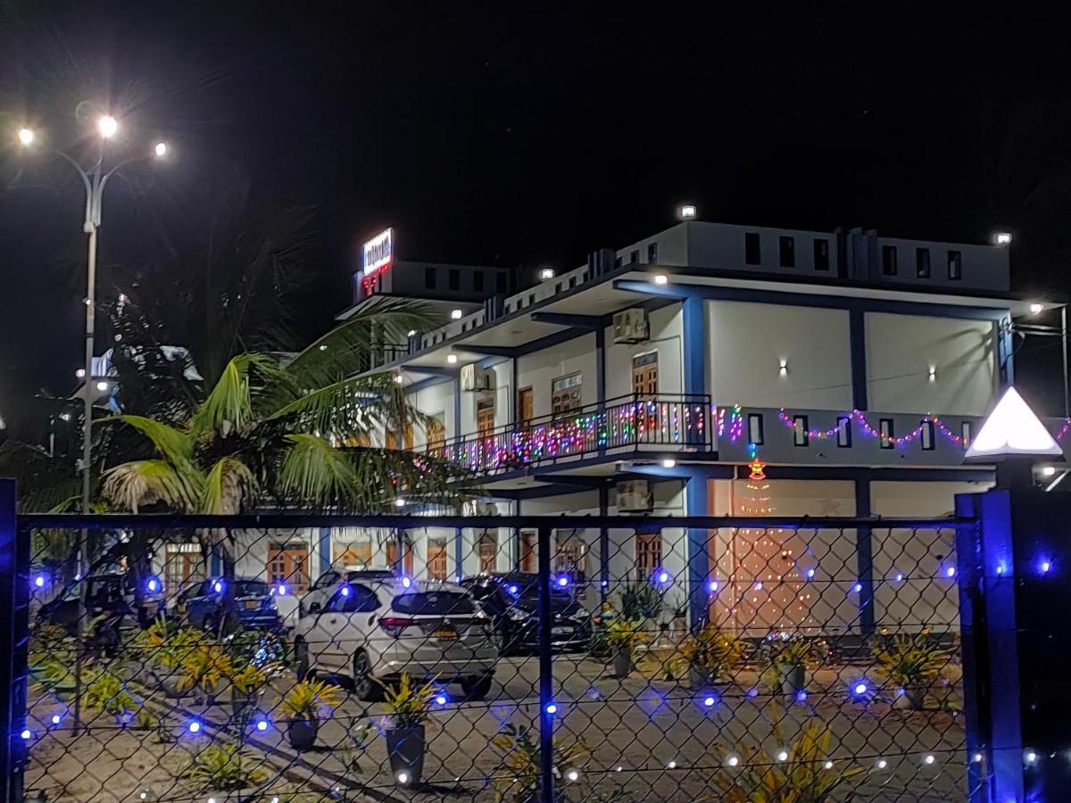 Victory'S Gardens Manar Exterior foto